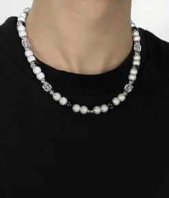 Fashion Monochrome Pearl Necklace Accessories