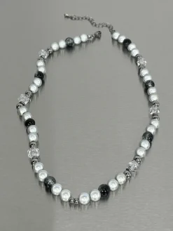 Fashion Monochrome Pearl Necklace Accessories