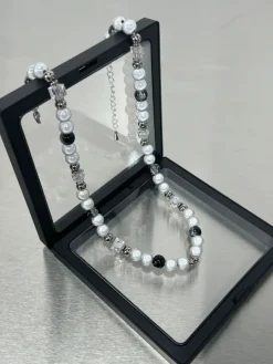 Fashion Monochrome Pearl Necklace Accessories